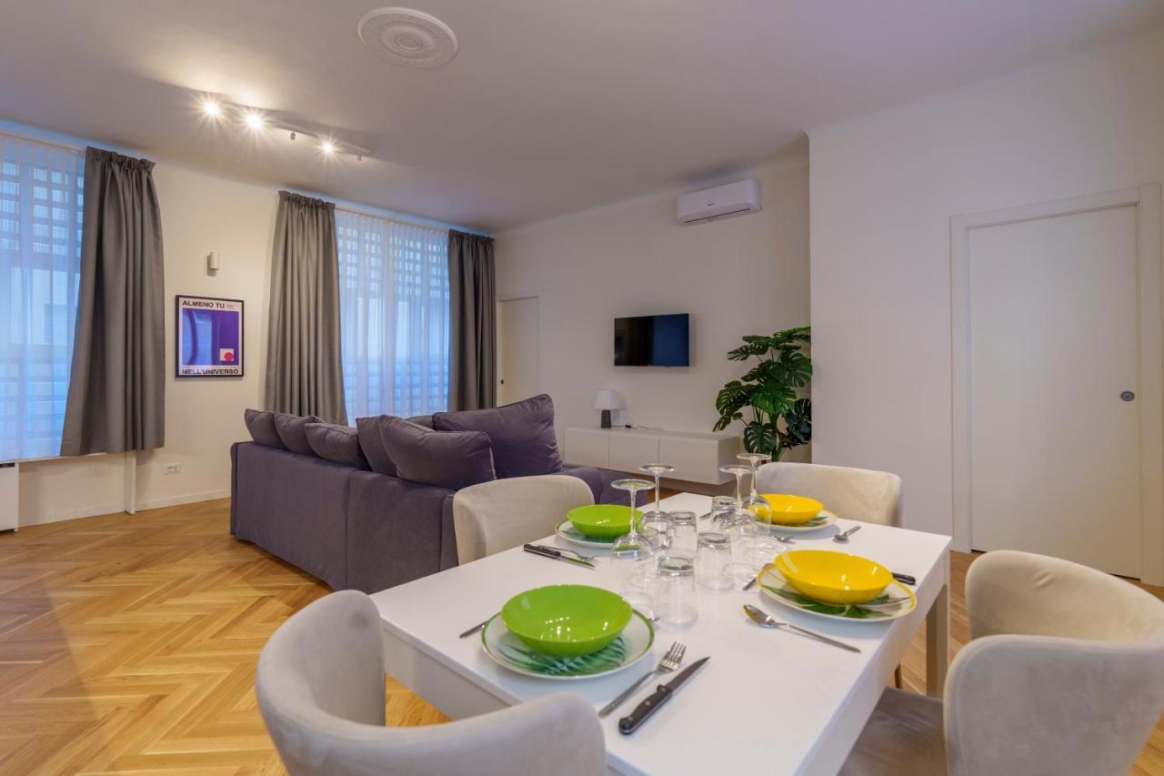 Duomo-Porta VeneziaLuxury Wifi E Netflix Apartment มิลาน ภายนอก รูปภาพ