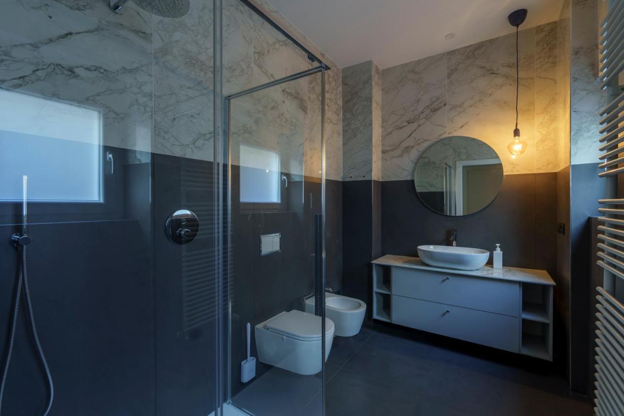Duomo-Porta VeneziaLuxury Wifi E Netflix Apartment มิลาน ภายนอก รูปภาพ