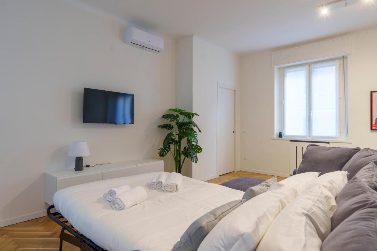 Duomo-Porta VeneziaLuxury Wifi E Netflix Apartment มิลาน ภายนอก รูปภาพ