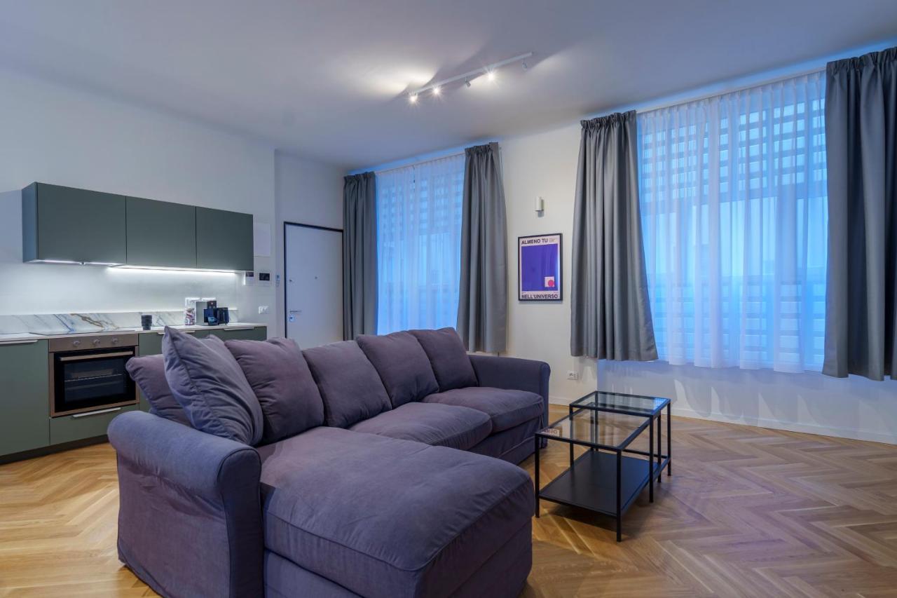 Duomo-Porta VeneziaLuxury Wifi E Netflix Apartment มิลาน ภายนอก รูปภาพ