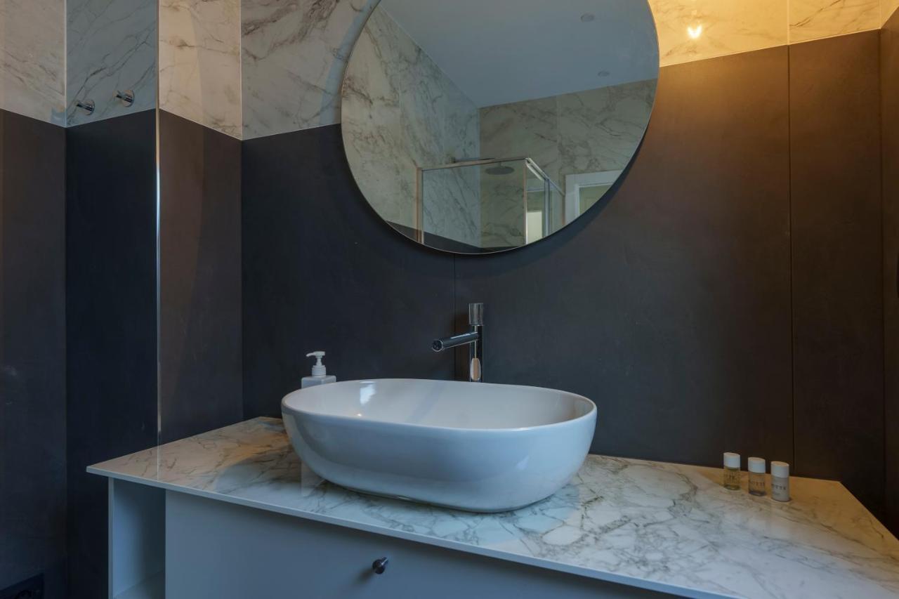 Duomo-Porta VeneziaLuxury Wifi E Netflix Apartment มิลาน ภายนอก รูปภาพ